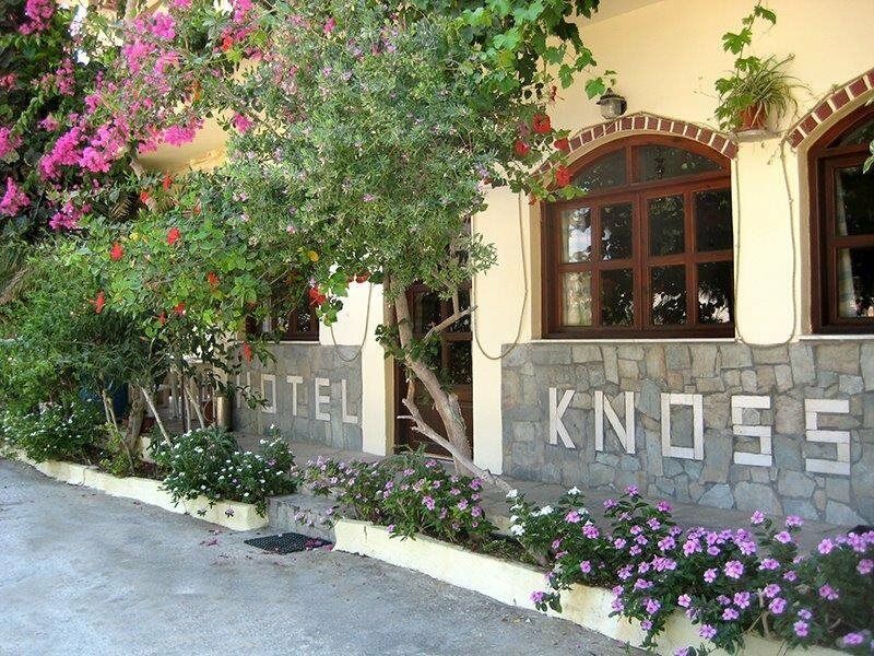 Knossos Hotel Kalamaki  Ngoại thất bức ảnh
