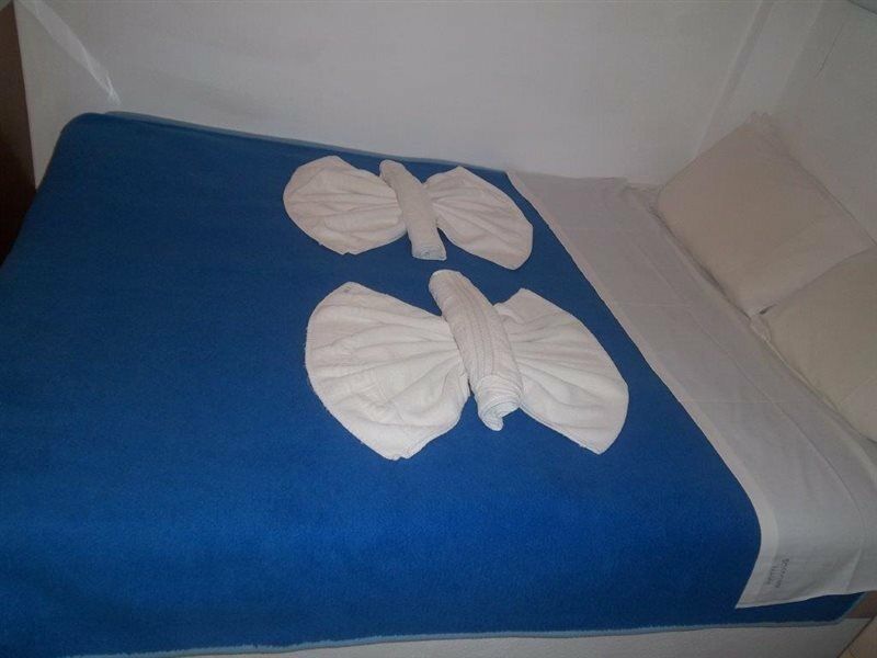 Knossos Hotel Kalamaki  Ngoại thất bức ảnh