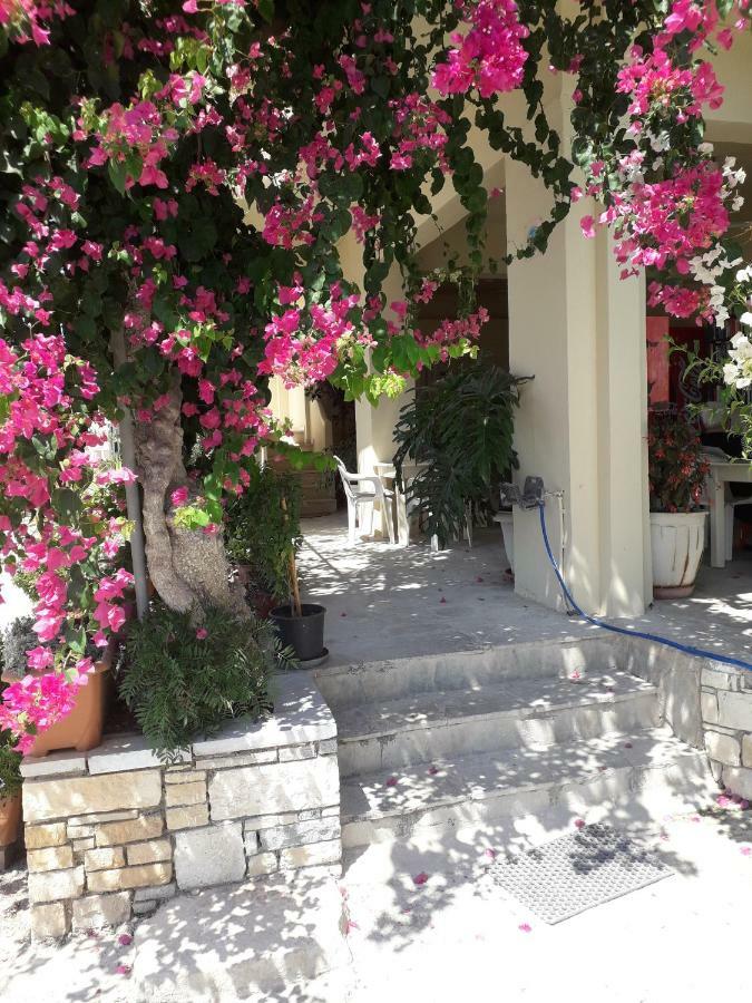 Knossos Hotel Kalamaki  Ngoại thất bức ảnh