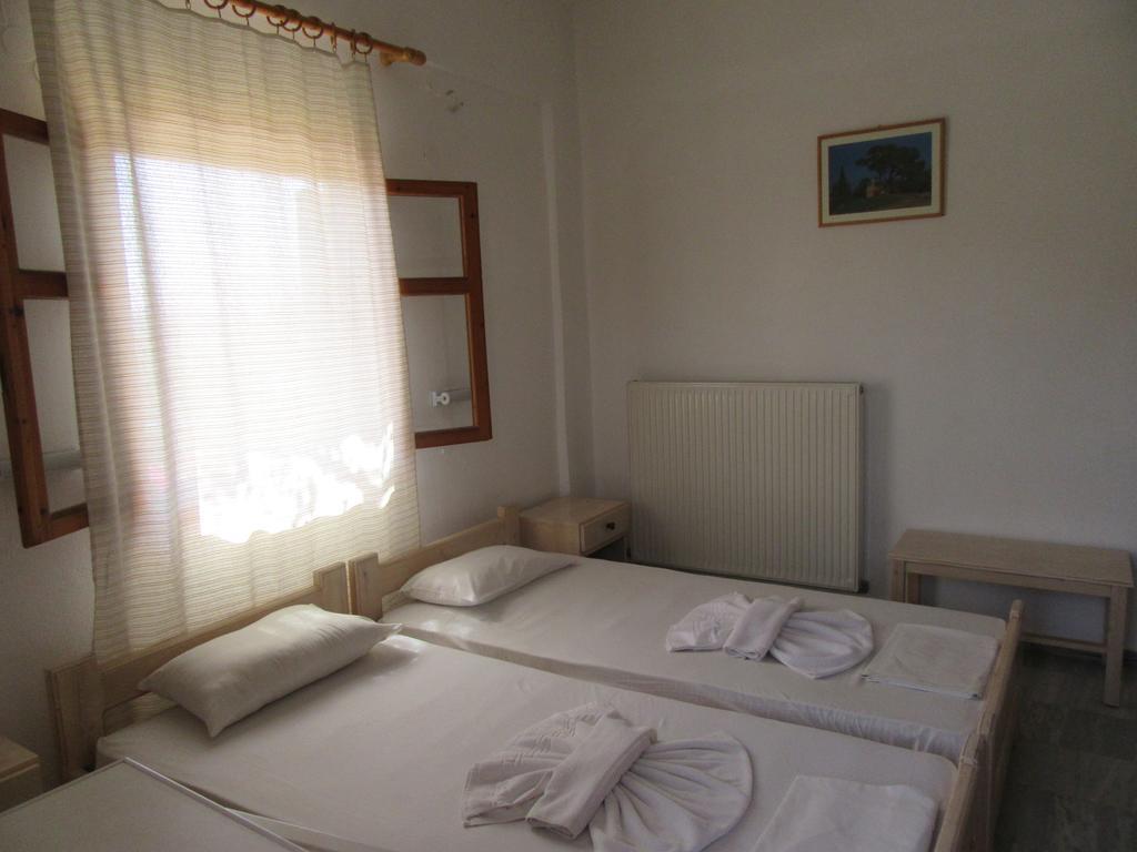 Knossos Hotel Kalamaki  Ngoại thất bức ảnh
