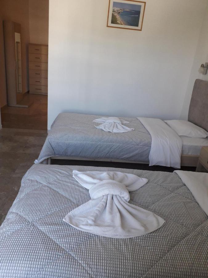 Knossos Hotel Kalamaki  Ngoại thất bức ảnh