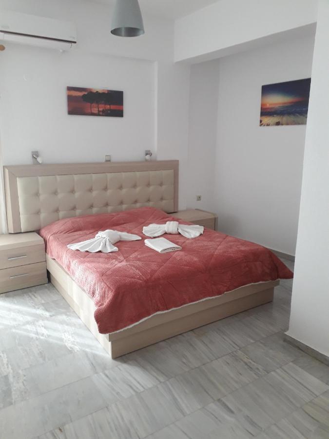 Knossos Hotel Kalamaki  Ngoại thất bức ảnh
