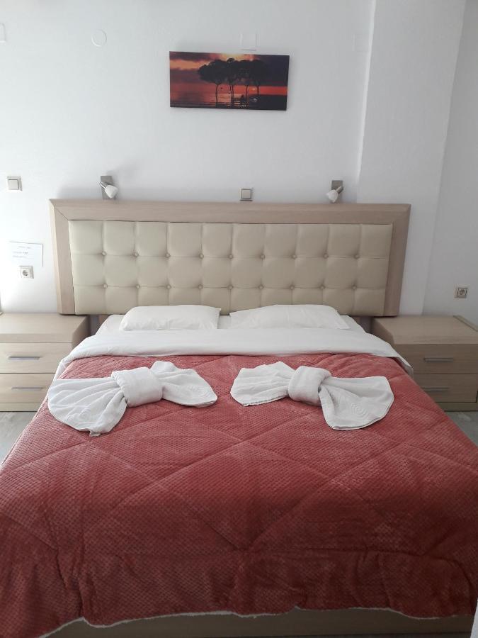 Knossos Hotel Kalamaki  Ngoại thất bức ảnh